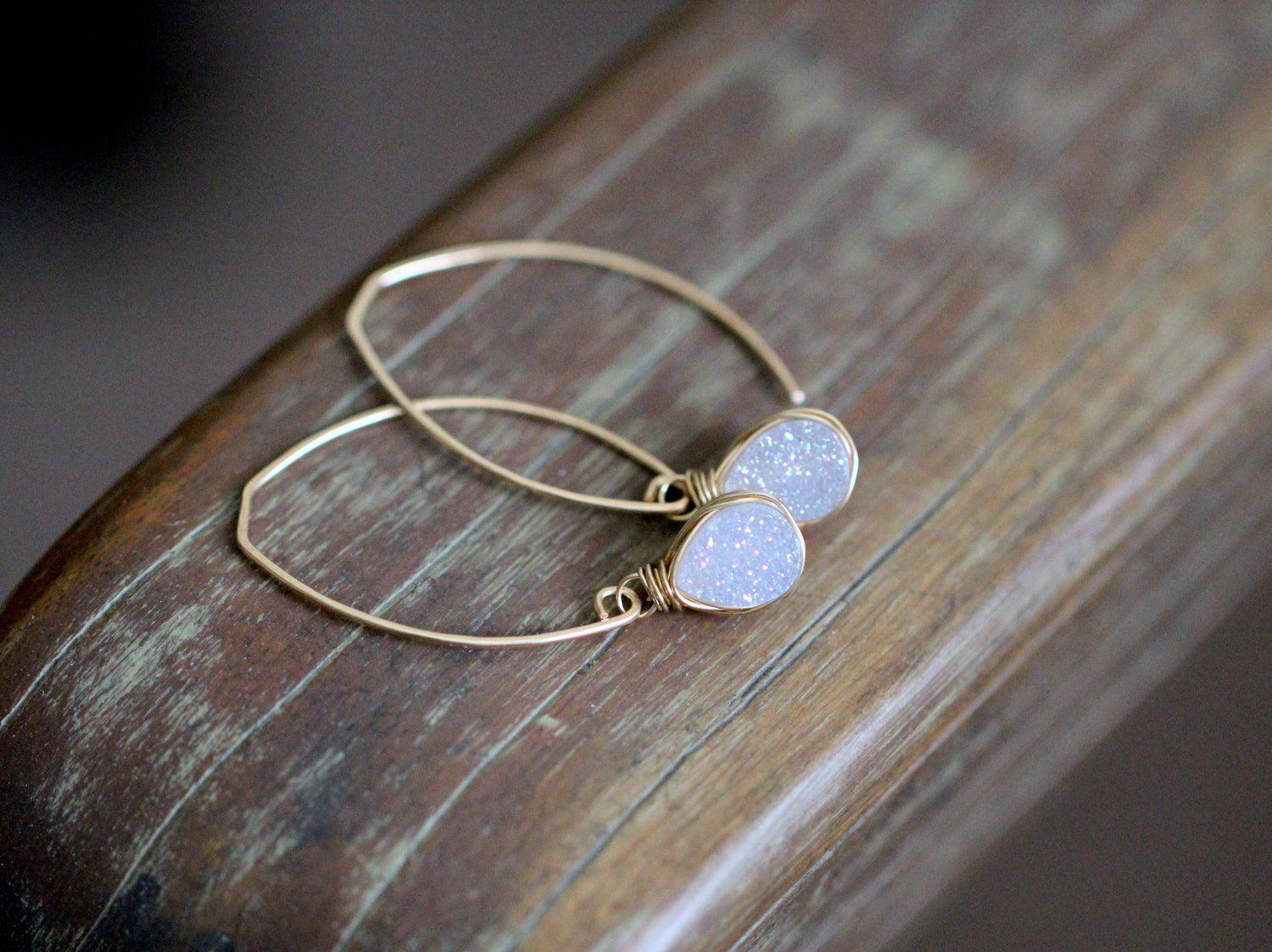 Linear Druzy Drops - Cottontail