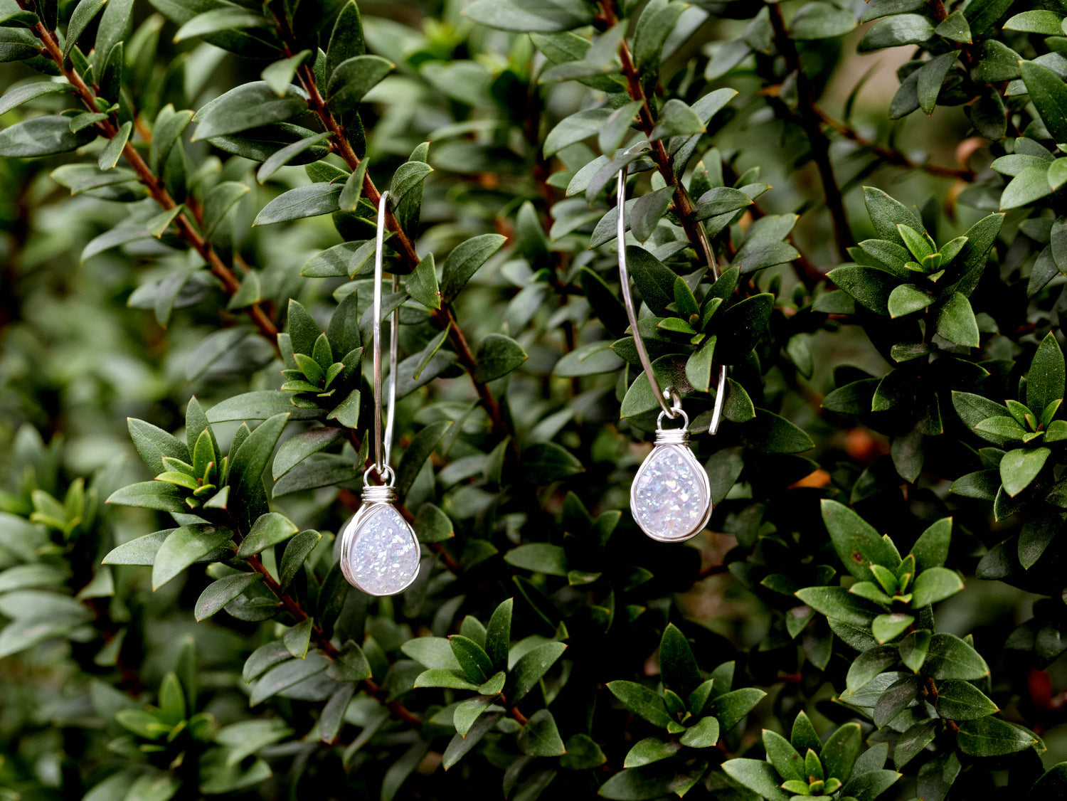 Linear Druzy Drops - Cottontail