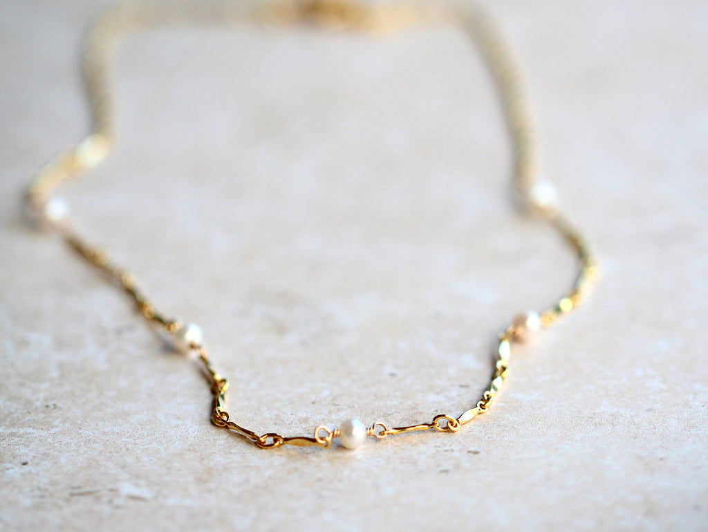 Scalloped Pearl Choker